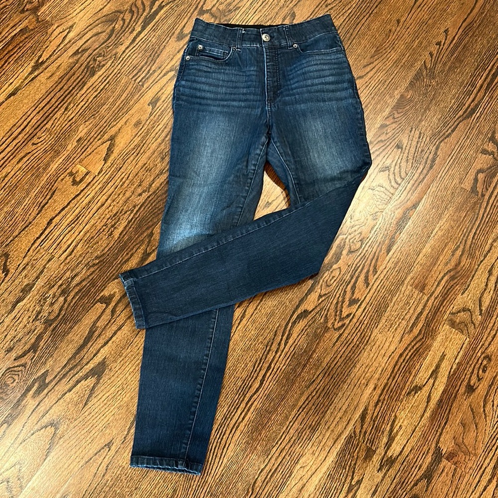 INC Denim Sculpting Fit Skinny Size 8/29, Dark Wash, Worn a Few Times